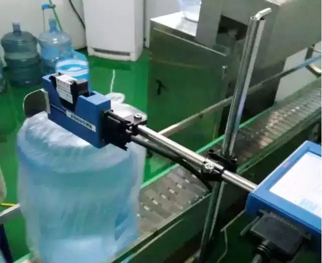 Stake官网E125喷码机用于桶装水喷码
